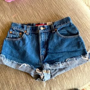 ✨4 FOR $15✨ Levi’s Denim Jean Shorts